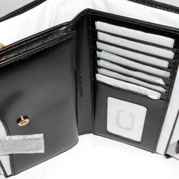 Marc Jacobs Bi-Fold Wallet Wristlet - Picture 4 of 10